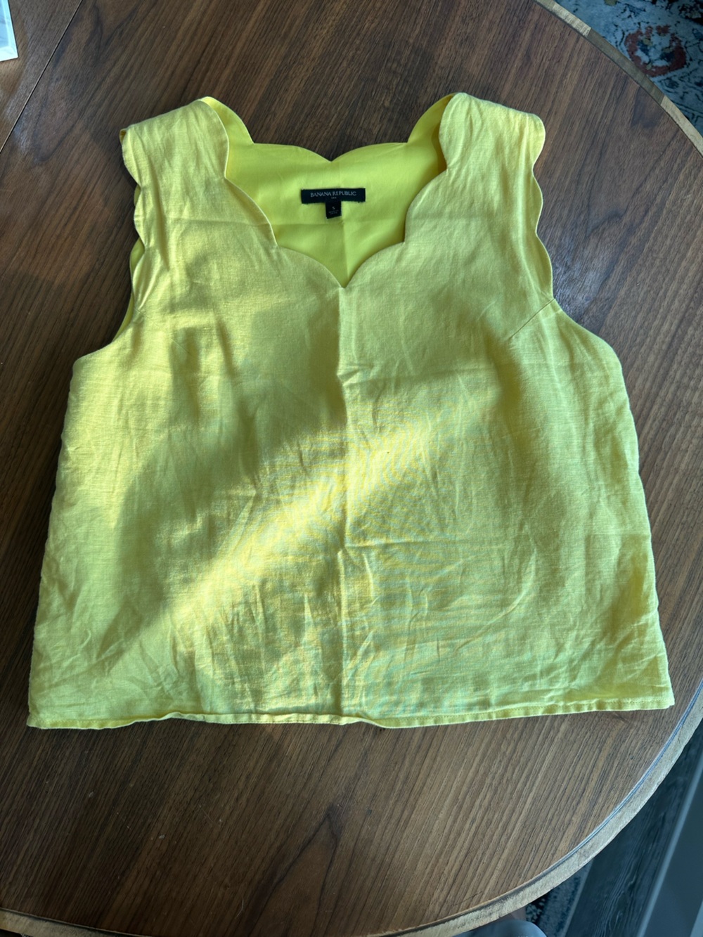 Banana Republic Yellow Scalloped Linen Cotton Sleeveless Top